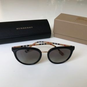 BURBERRY Sunglasses Willow BE 4316